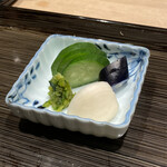 てんぷら 近藤 - 4種の漬物が美味しい