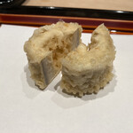 てんぷら 近藤 - デカくて太い堀川牛蒡、人生初めての体験。滲み出る美味さと香り