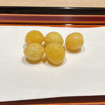 てんぷら 近藤 - 銀杏、歯応えと共に甘みと香りがふんわり