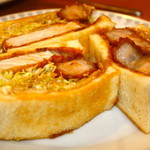 洋食 おがわ - 生地の焼き具合がサクッと