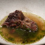 IZA - 牛肉のボリート サルサベルデ添え コンソメ仕立て