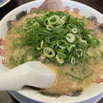 Rairai Tei - コテコテラーメン　ネギ多め脂多め
                        