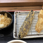 Okigaru Tempura Dokorotenjin - 玉子、長茄子、鶏天