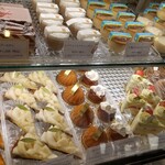 パティスリー ル・プティブルー - 