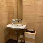 鉄板・懐石 くら馬 - トイレ