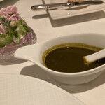 ジャンティーユ - 鮑の肝の裏ごしソース　とてもいい風味(๑˃̵ᴗ˂̵)