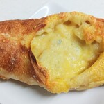 パン・ド・ファンファーレ - チーズバゲット