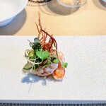 La Brianza - クマエビ炭火焼きピンクグレープフルーツ。とっても美しい盛り付け素晴らしい☆☆盛り付けだけじゃなくて、もちろん素晴らしく美味でした(๑´ڡ`๑)