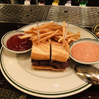 ウルフギャング・ステーキハウス 丸の内店 - 