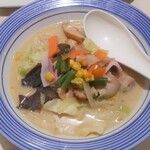 リンガーハット - チャンポン（麺少なめ）