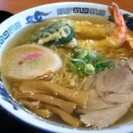 レストラン若葉 - 天ぷらラーメン　￥９５０