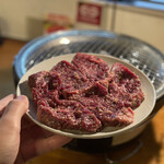 ホルモン 焼肉　一生懸命 - 