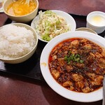 晴々飯店 - 麻婆豆腐定食(辛口)