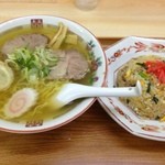 食事処 さか蔵 - 塩ラーメン＋半炒飯