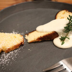 クレープリー ブルトン - BRETONのガレットコース
バスクチーズケーキ
レモンバターパウンドケーキ