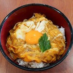 九州鳥若丸 - 濃厚玉子丼