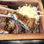 田舎庵 小倉本店 - せいろで蒸された鰻は、旨みを保ったまま、飲み過ぎた次の日でもさっぱりといただけます