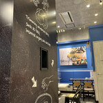 Bb.q OLIVE CHICKEN cafe - 