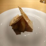 RISTORANTE IL NODO - サツマイモのブラン、梨、ほうじ茶ピューレ