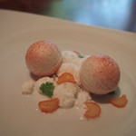 キュイジーヌ[s] ミッシェル・トロワグロ - デセール２：アールグレーとリュバーブのメレンゲ