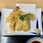 川源 - 天ぷら定食 ¥750 の天ぷら