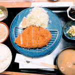 Tabedokoro Hansuke - 三元豚とんかつ定食  低温熟成肉 