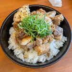 自家製手もみ麺 鈴ノ木 - チャーシューごはん