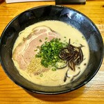 博多ラーメン 亀八 - 