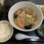 中国四川麺飯店 一燈 - 麺定食(ちゃんぽん)❗️