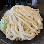 麦屋 - 半熟玉子天付き肉汁うどん（大）うどんアップ