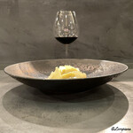 カーサ・デル・チーボ - Masi Campofiorinと羊肉をリピエノとして使ったクルルジョネスをペコリーノとパプリカのソース