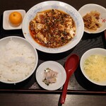 名北飯店 - マーボー豆腐定食