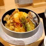 五代目 花山うどん 日本橋店 - 