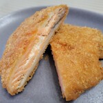 お惣菜の公楽 - サーモンマヨネーズフライ