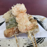 定吉 - 食感はブラックタイガーにかなり近いので色からピンク海老かと？香りの良い品