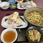 定吉 - 牛筋もごろっと入ってました