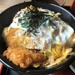 めんくいや　群 - かつ丼定食のカツ