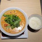 Metz Mara Tan - 野菜麻辣湯３辛＋パクチー中＋追い飯小