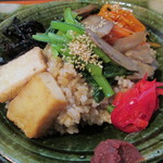 カフェひびきや - 内の、野菜たっぷりビビンパ