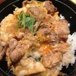 鳥どり総本家 - 炭炙り親子丼８５０円＊大盛り無料＊