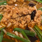 來杏 担担麺房 - 具材アップ