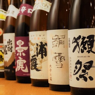 日本酒是红酒杯350日元起中杯生啤390日元