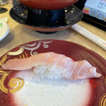 回転寿しトリトン - ネタ大きい！シャリハーフ