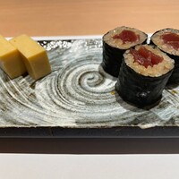 川崎 鮨 たか瀬 - 卵焼き卵の味薄い、鉄火巻普通