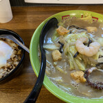 ラーメン 八卦 - 