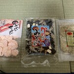 ゆけむり健康村 - のどぐろせんべいと味噌汁の具ととろろ3点で1080円税込