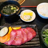 米澤牛DINING べこや - 牛タンランチ￥1380税込み(R3.3.17撮影)