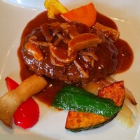 米澤牛DINING べこや - 米沢牛入りハンバーグランチの米沢牛入りハンバーグ(R3.3.17撮影)