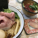 中華そば 四つ葉 - 