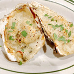 ヴィネリア グーフォ - カキの殻つきグラタン　550円×2